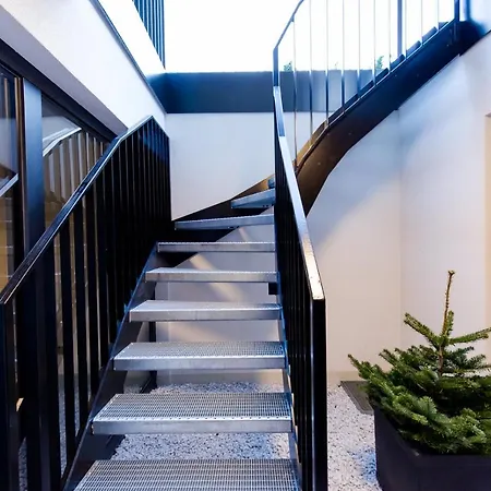 Dorfchalet Luxus-wellness-chalet Im Skigebiet 格罗萨尔