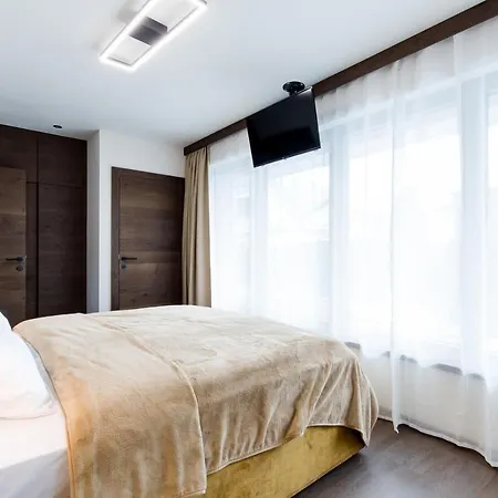 木屋 Dorfchalet Luxus-wellness-chalet Im Skigebiet *