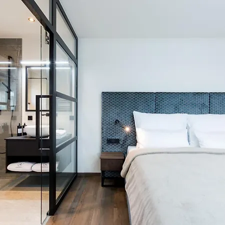 木屋 Dorfchalet Luxus-wellness-chalet Im Skigebiet 格罗萨尔