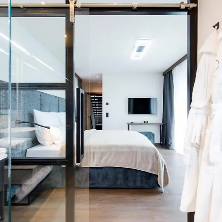 木屋 Dorfchalet Luxus-wellness-chalet Im Skigebiet