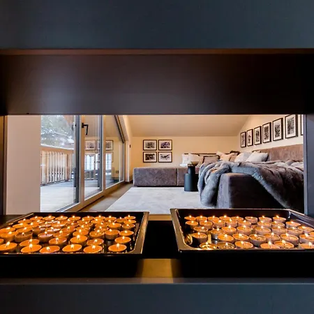 Dorfchalet Luxus-wellness-chalet Im Skigebiet 木屋 格罗萨尔